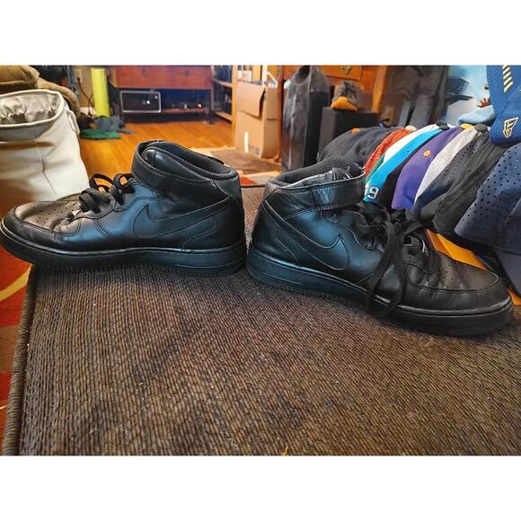 Nike Air Force 1 High Top Sneakers - Classic Black - Picture 6 of 8